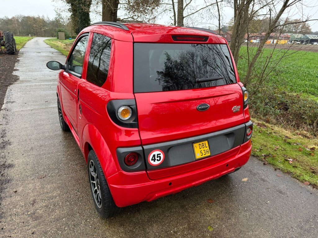 1c5f3c4c-d55c-4916-b1eb-e13bddfd2997