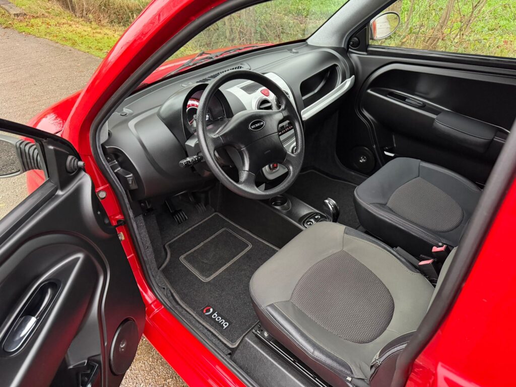 6e6eed44-db68-4574-853b-33648989bf3f